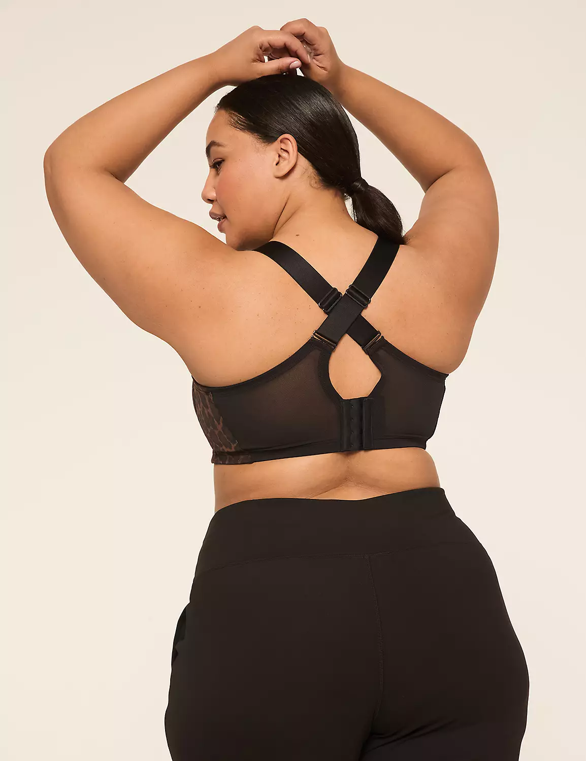 LIVI Wireless Medium-Impact Wicking Sports Bra Leopard 5 LIVI Wireless Medium-Impact Wicking Sports Bra Leopard - Image 3