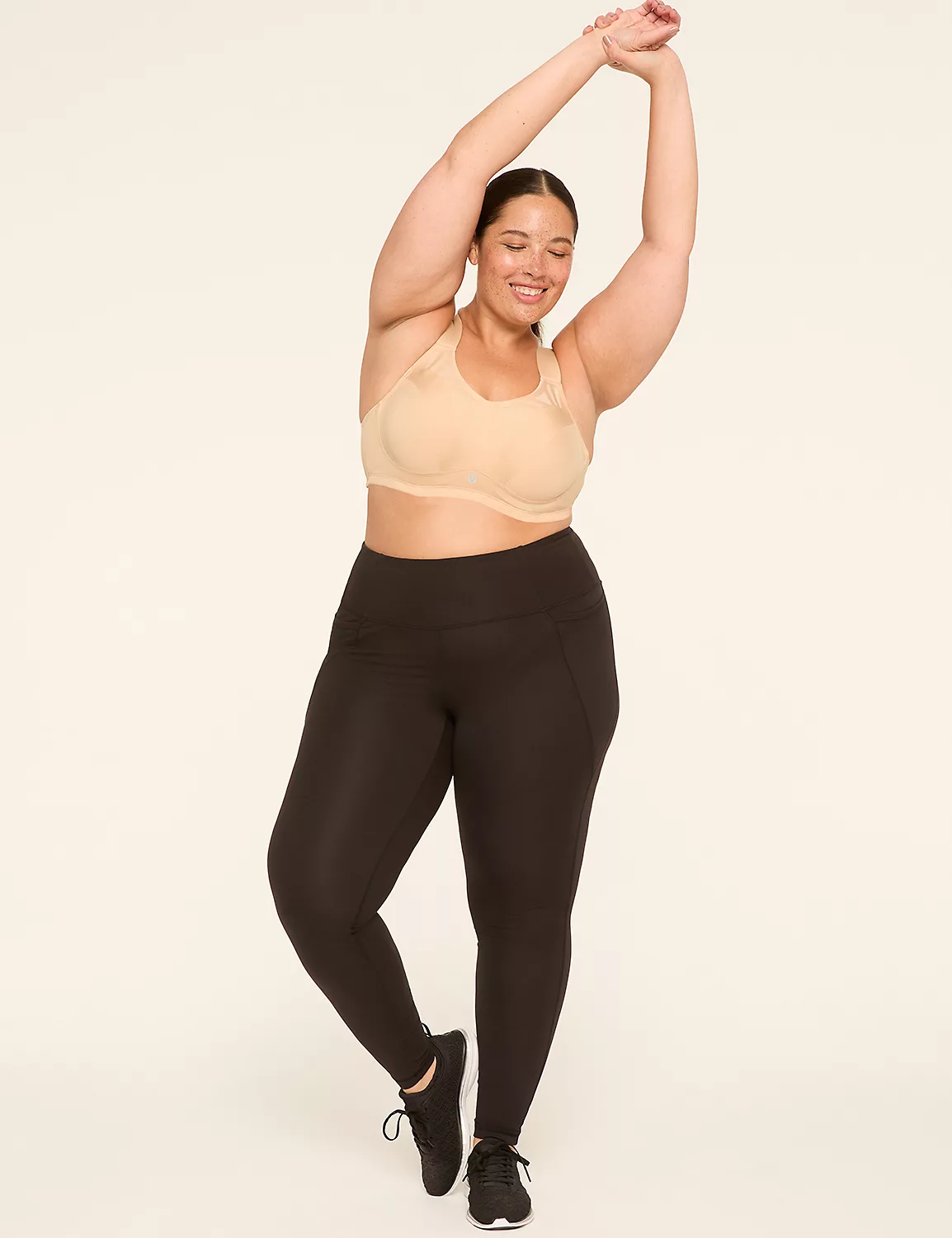 LIVI Max Support Wicking Underwire Sports Bra Cafe Mocha 4 LIVI Max Support Wicking Underwire Sports Bra Cafe Mocha - Image 2