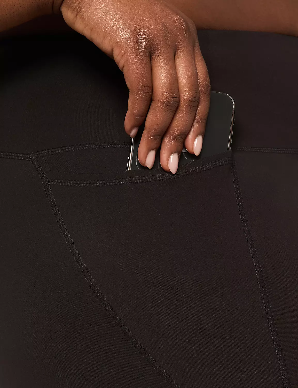 LIVI Soft BCRF High-Rise 7/8 Legging Hope Ribbon 4 LIVI Soft BCRF High-Rise 7/8 Legging Hope Ribbon - Image 3