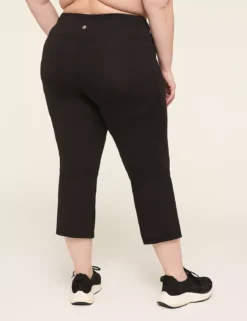 LIVI Soft Bootcut Capri Black