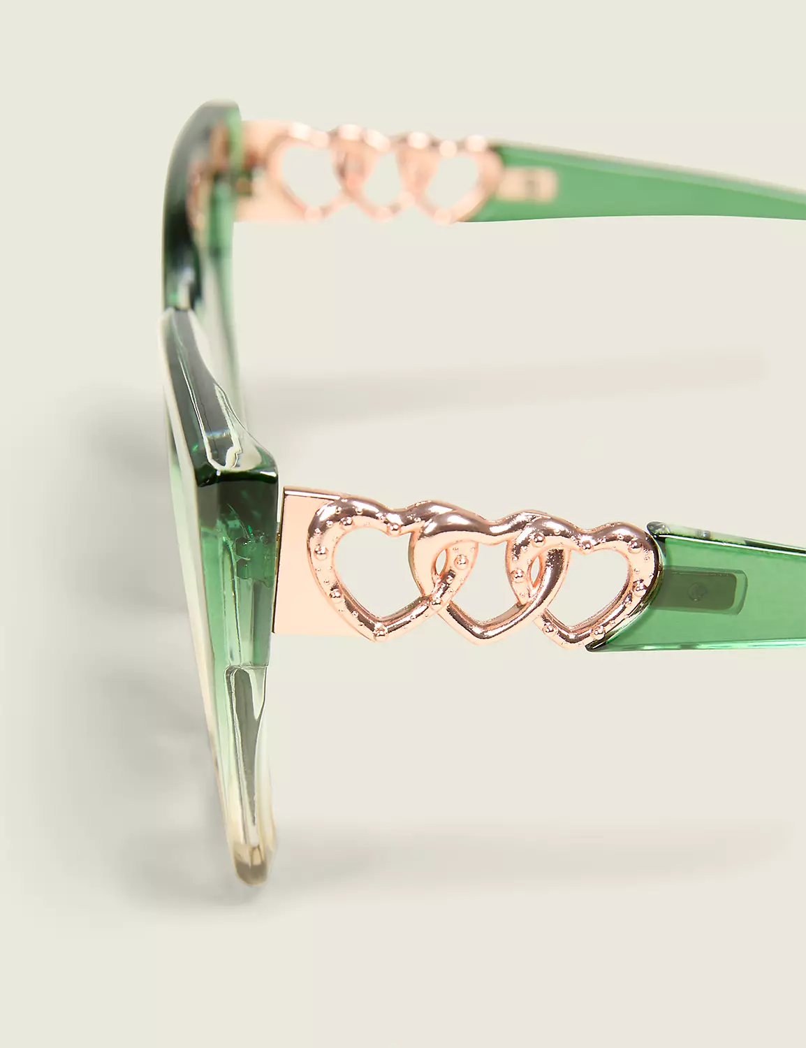 Green Ombre Heart-Detail Sunglasses Kelly Green 3 Green Ombre Heart-Detail Sunglasses Kelly Green
