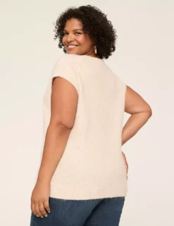 Cable Knit Sweater Vest Oatmeal