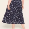 Poplin Stitch-Detail Skirt Navy Floral 2 Poplin Stitch-Detail Skirt Navy Floral -Lanebryant Shop 412387 0000114894 Back