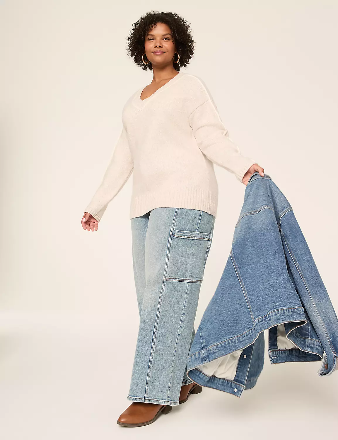 V-Neck Pullover Sweater Oatmeal 4 V-Neck Pullover Sweater Oatmeal - Image 2