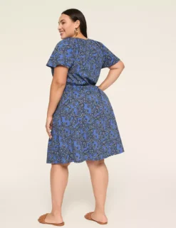 Crew-Neck Flutter-Sleeve Dress Opulent Paisley