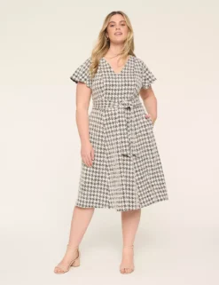 Lena V-Neck Level-Hem Jacquard Dress Black & White Houndstooth 7 Lena V-Neck Level-Hem Jacquard Dress Black & White Houndstooth -Lanebryant Shop 412708 0000116086